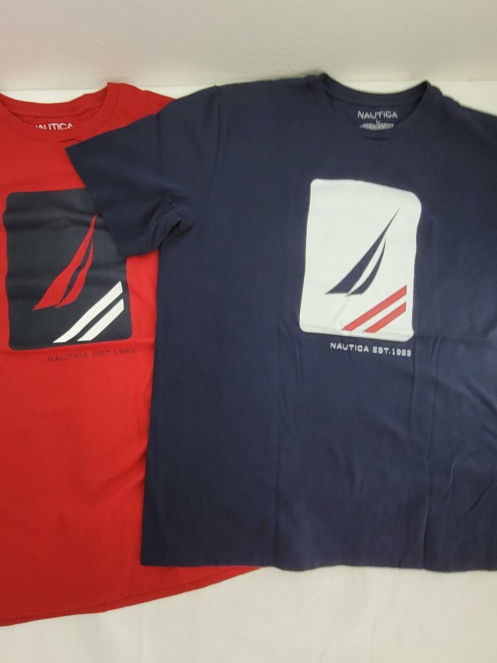 Lot 2 Nautica T Shirt Short Sleeve Men's L Blue Red White Cotton Like New Bundle
